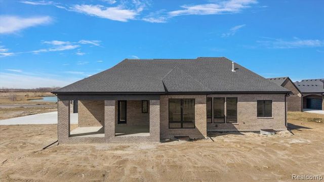 67736 Overlook Trail, Washington, MI 48095