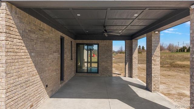 67736 Overlook Trail, Washington, MI 48095
