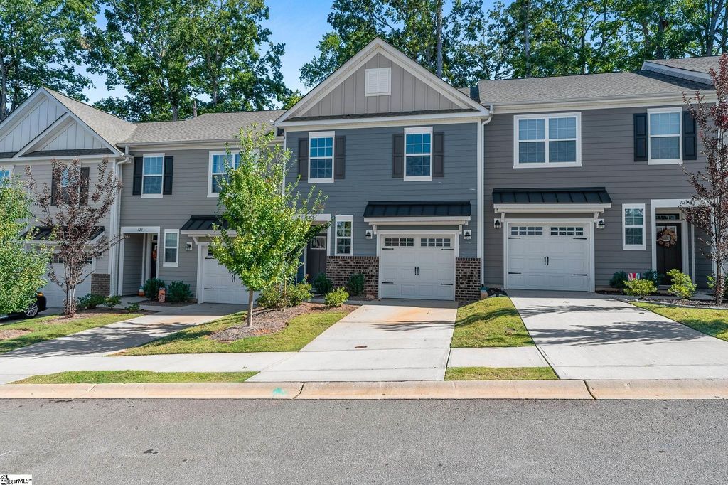 127 Wethington Way, Travelers Rest, SC 29690