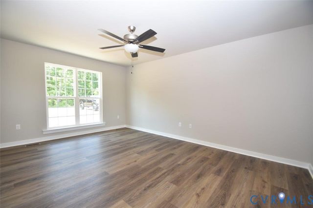 14098 Shannon Hill Rd, Louisa, VA 23093