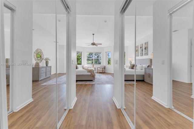 13890 SW 41st St, Davie, FL 33330