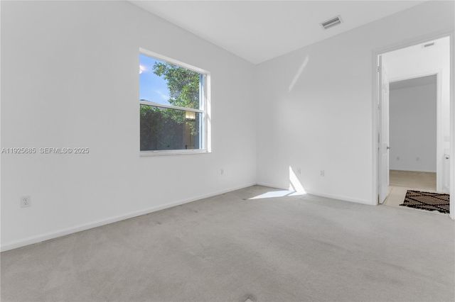 13890 SW 41st St, Davie, FL 33330