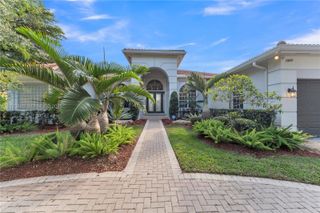 13890 SW 41st St, Davie, FL 33330