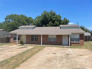 1715 Georgia Street, Arlington, TX 76012