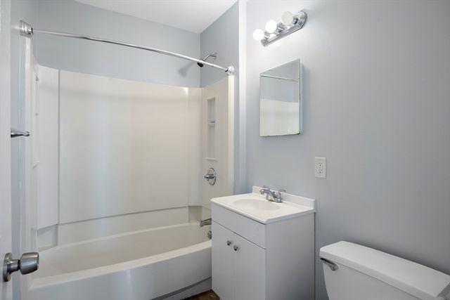 25-27 Santa Barbara St, Springfield, MA 01104