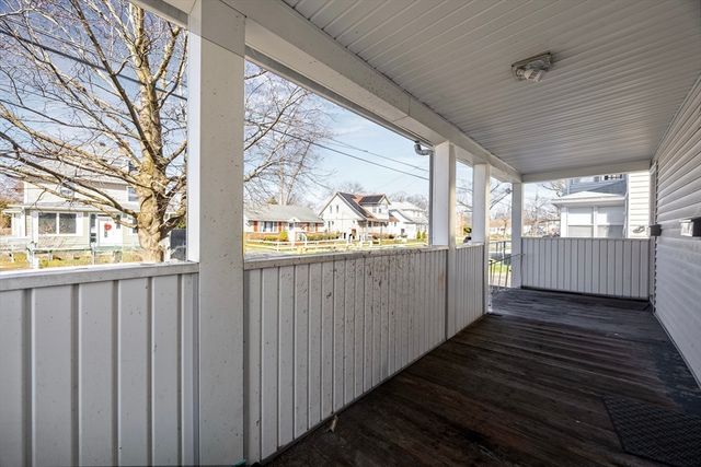 25-27 Santa Barbara St, Springfield, MA 01104
