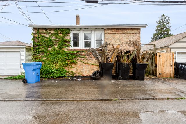 1743 N Natchez Avenue, Chicago, IL 60707