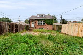 1743 N Natchez Avenue, Chicago, IL 60707