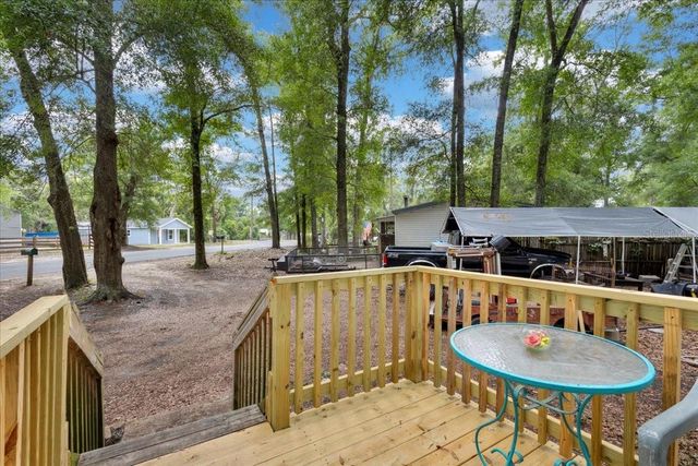 901 NE 11TH AVENUE, Trenton, FL 32693