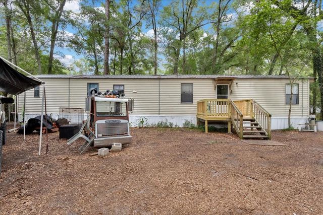 901 NE 11TH AVENUE, Trenton, FL 32693