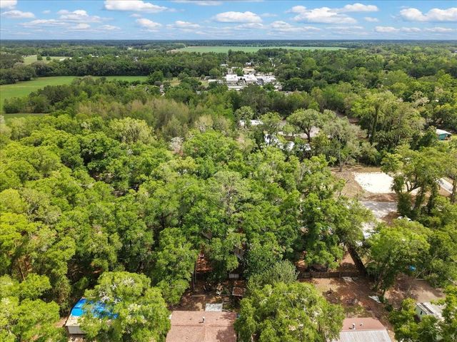 901 NE 11TH AVENUE, Trenton, FL 32693