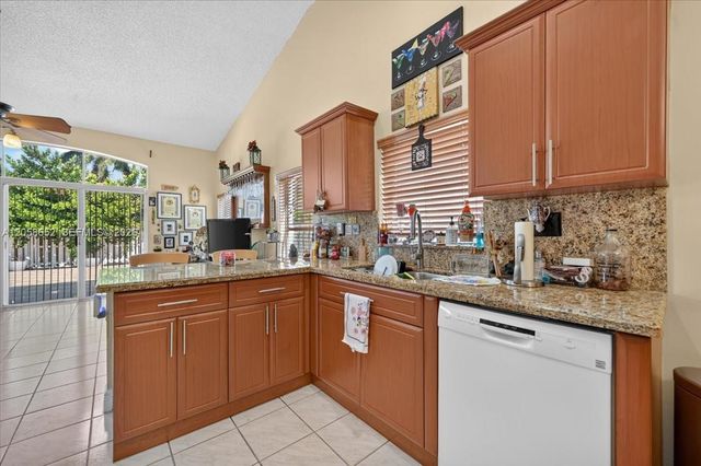 4025 SW 152nd Avenue, Miramar, FL 33027