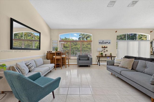 4025 SW 152nd Avenue, Miramar, FL 33027