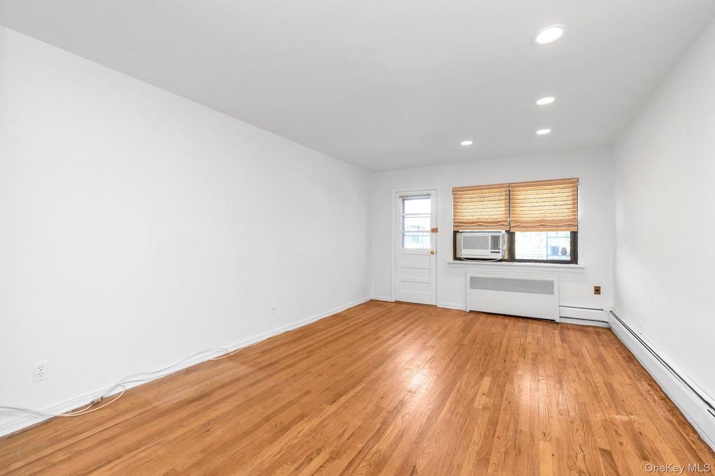 1197 E broadway K24, Hewlett, NY 11557 — photo 2