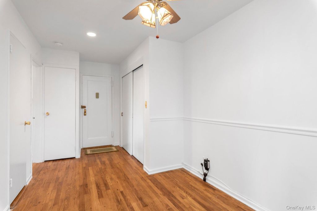 1197 E broadway K24, Hewlett, NY 11557 — photo 5