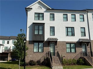 1112 Larkin Drive, Buford, GA 30518