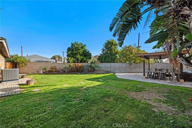 2206 E Martha, Orange, CA 92867