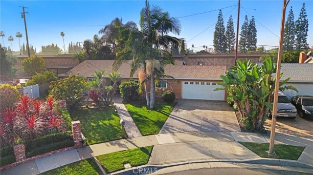 2206 E Martha, Orange, CA 92867