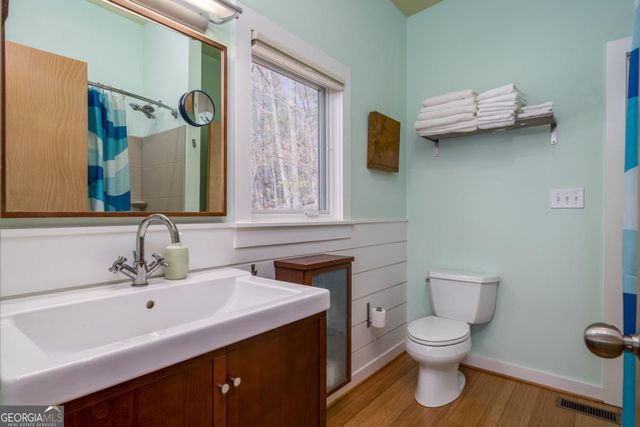 40 Pond Path, Ellijay, GA 30536