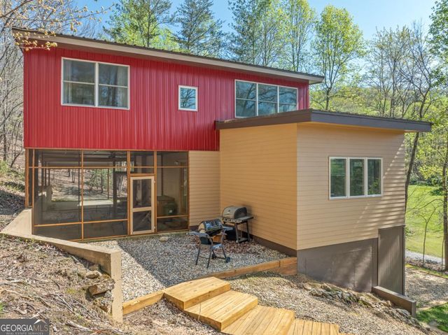 40 Pond Path, Ellijay, GA 30536