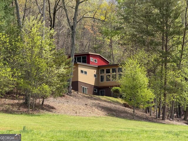 40 Pond Path, Ellijay, GA 30536