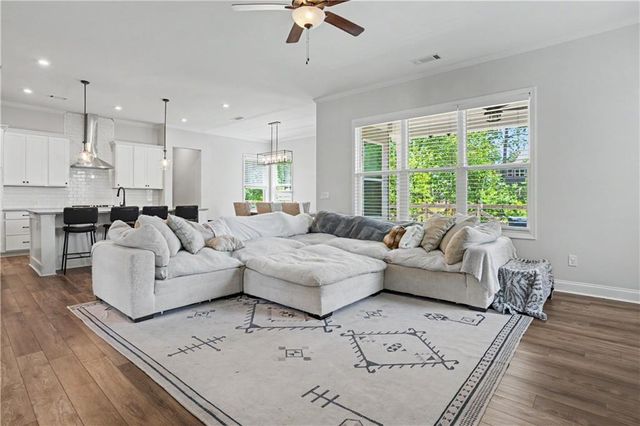 710 Bridgeview Drive, Canton, GA 30115
