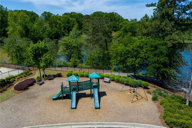 710 Bridgeview Drive, Canton, GA 30115