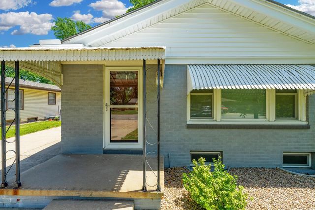 1932 N Sheridan St, Wichita, KS 67203