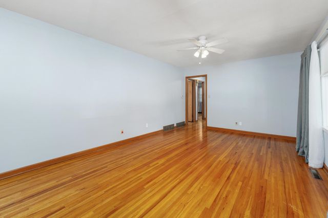 1932 N Sheridan St, Wichita, KS 67203