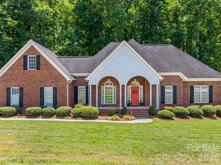 923 Gristmill Drive, Rock Hill, SC 29732
