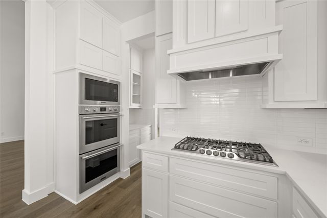 404 Newpark Boulevard, Desoto, TX 75115
