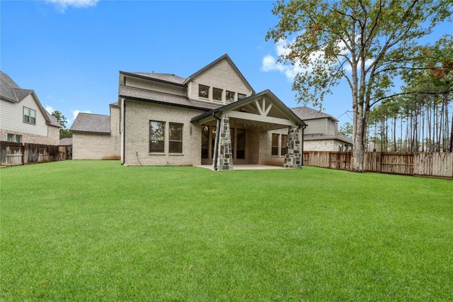 323 Calmato Woods Way, Conroe, TX 77318
