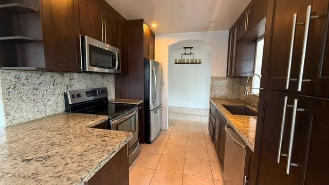 3300 SW 126th Avenue NA, Miami, FL 33175