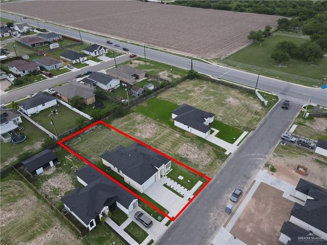 1307 S 9th Street, Alamo, TX 78516
