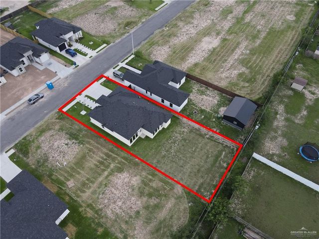 1307 S 9th Street, Alamo, TX 78516