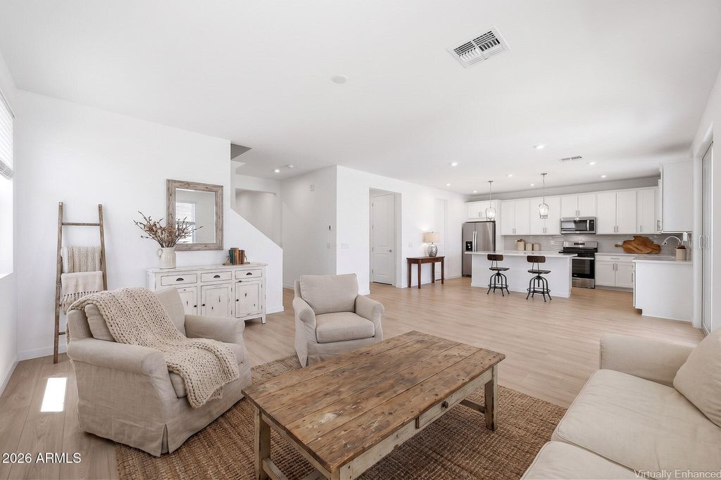 24154 W Carver Road, Buckeye, AZ 85326 — photo 2
