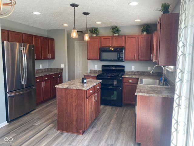 5415 Misthaven Lane, Greenwood, IN 46143