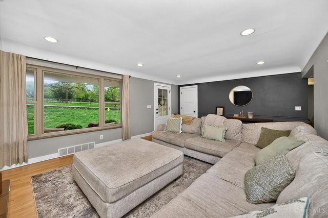 7204 Barret Road, West Chester, OH 45069