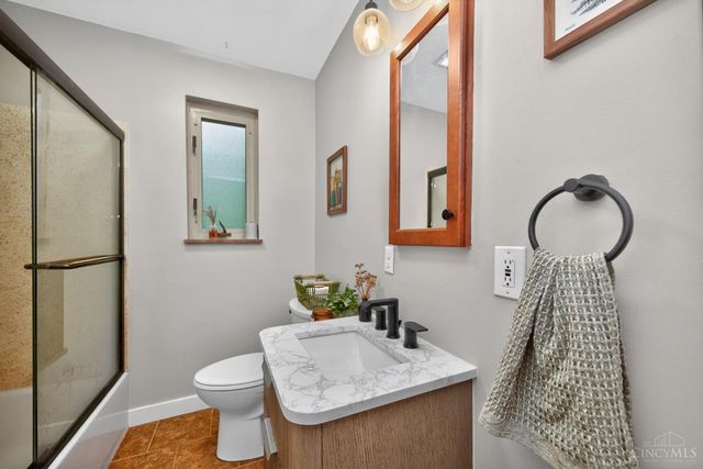 7204 Barret Road, West Chester, OH 45069