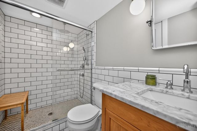 7204 Barret Road, West Chester, OH 45069