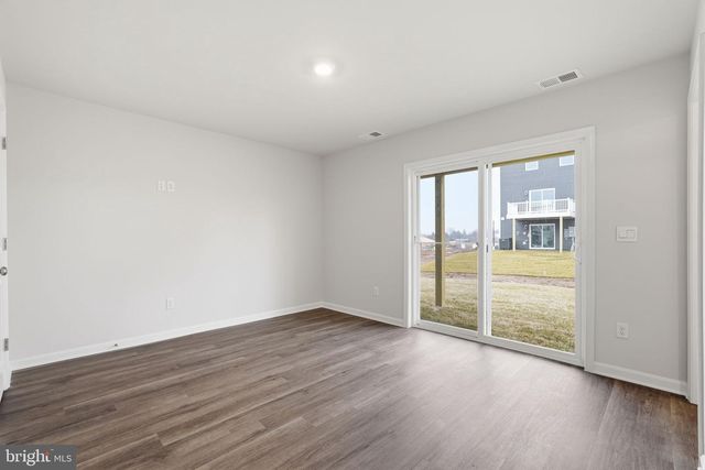 151 WILLETT HOLLOW ST, Stephens City, VA 22655