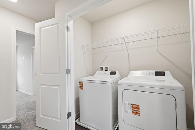 151 WILLETT HOLLOW ST, Stephens City, VA 22655