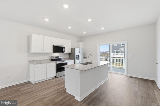 151 WILLETT HOLLOW ST, Stephens City, VA 22655