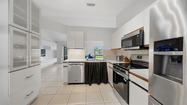 2481 S SCARLET OAK COURT, Sarasota, FL 34232