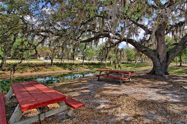 2481 S SCARLET OAK COURT, Sarasota, FL 34232