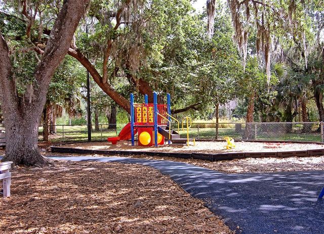 2481 S SCARLET OAK COURT, Sarasota, FL 34232