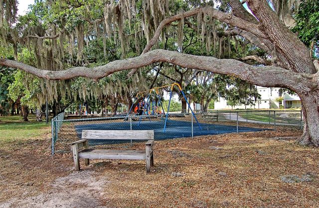 2481 S SCARLET OAK COURT, Sarasota, FL 34232