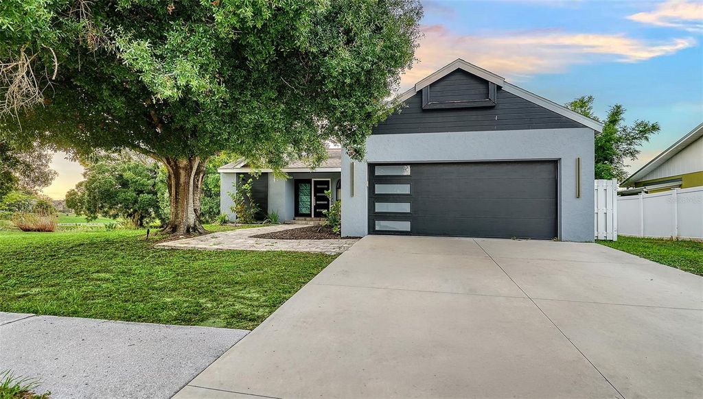 2481 S SCARLET OAK COURT, Sarasota, FL 34232