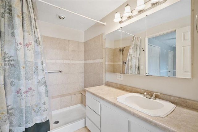 2212 E 63rd Ave, Spokane, WA 99223