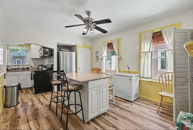 172 Massachusetts Avenue, Providence, RI 02905